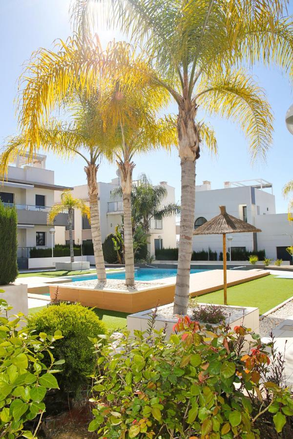 Fantastic Home With Ac, Pool And Bbq روخاليس المظهر الخارجي الصورة