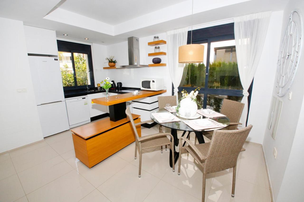 Fantastic Home With Ac, Pool And Bbq روخاليس المظهر الخارجي الصورة