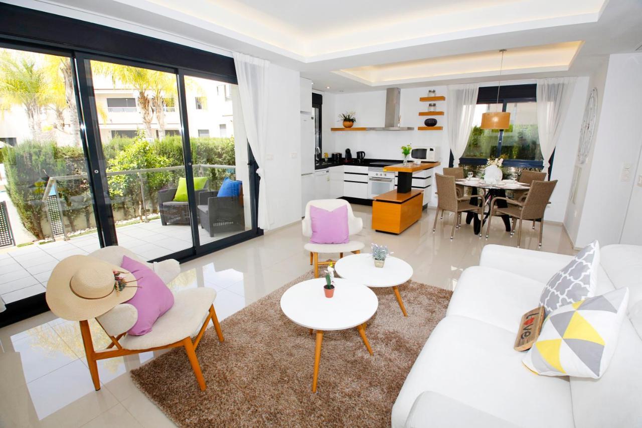Fantastic Home With Ac, Pool And Bbq روخاليس المظهر الخارجي الصورة